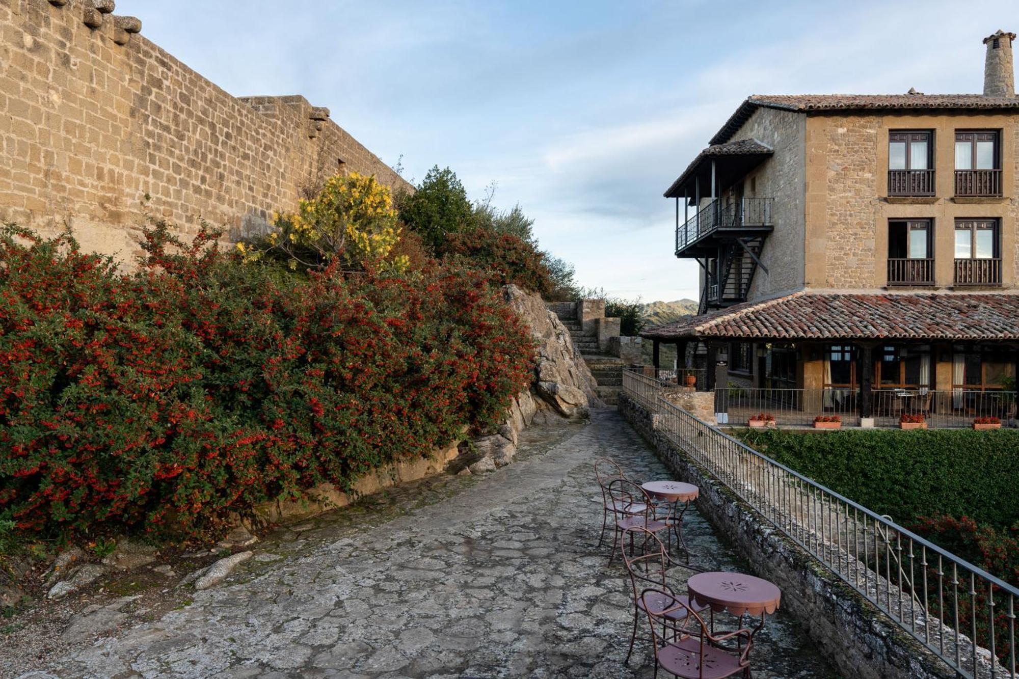 Parador De Sos del Rey Católico Εξωτερικό φωτογραφία