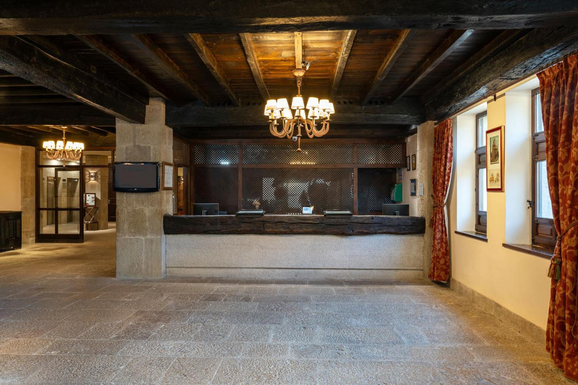 Parador De Sos del Rey Católico Εξωτερικό φωτογραφία