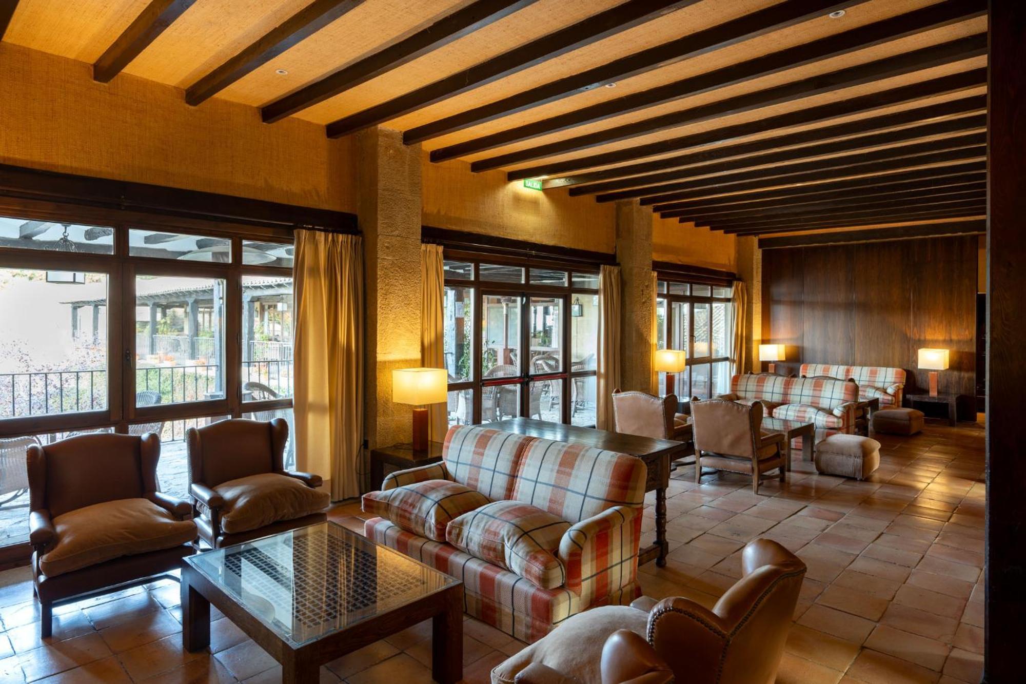 Parador De Sos del Rey Católico Εξωτερικό φωτογραφία