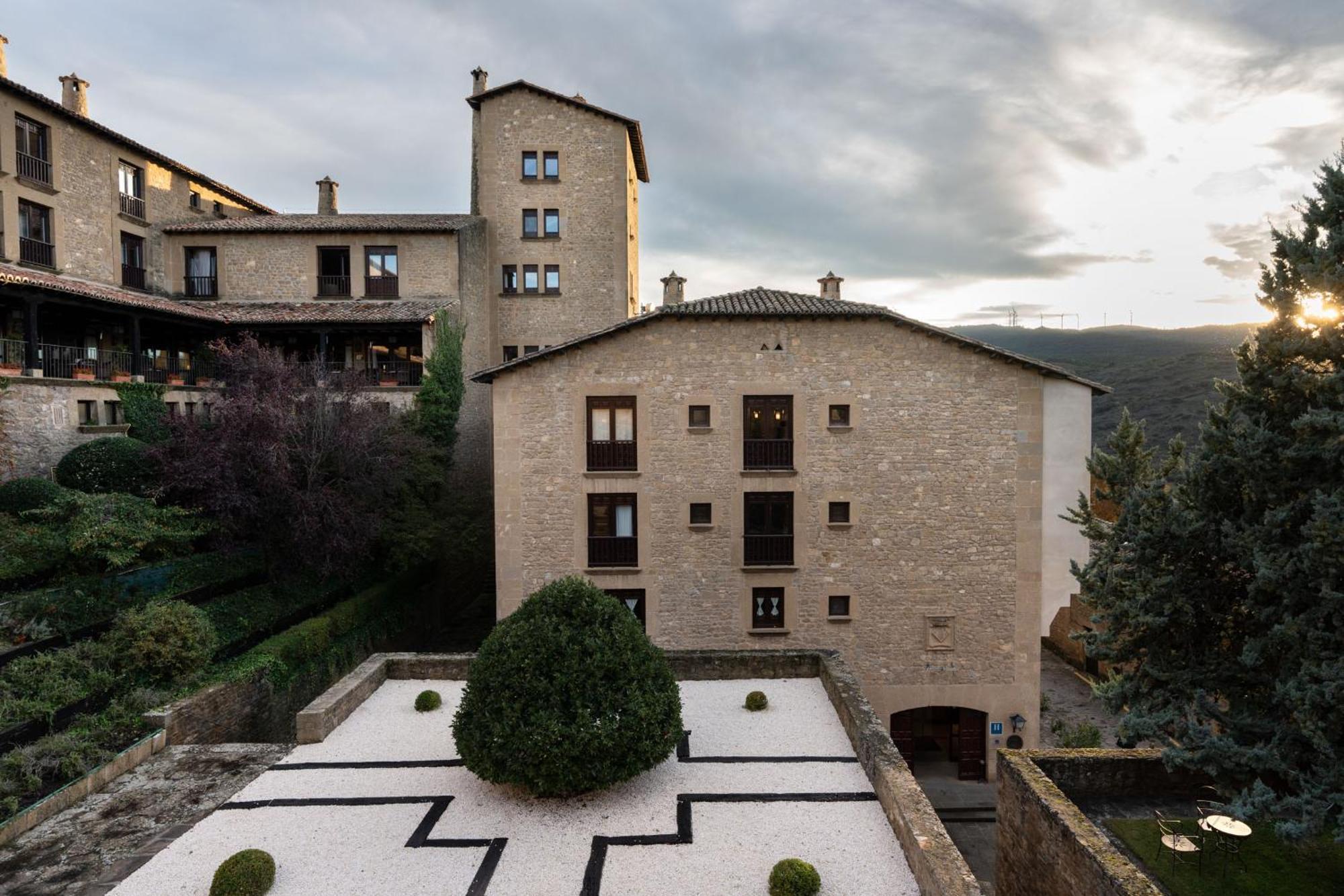 Parador De Sos del Rey Católico Εξωτερικό φωτογραφία