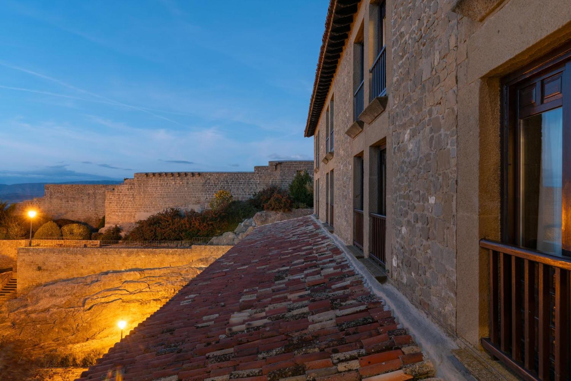 Parador De Sos del Rey Católico Εξωτερικό φωτογραφία